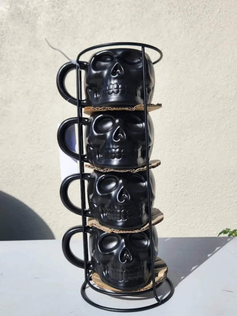 NEW Skull Mug Set of 4 Stackable Mugs Dia De Los Muertos Skulls Halloween Stonew